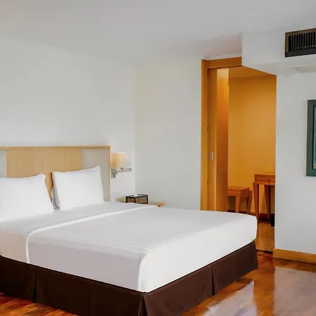 The Mercer Sukhumvit 4