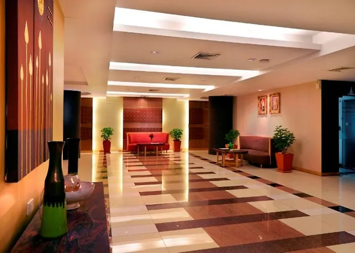 The Mercer Sukhumvit 4 3* バンコク都
