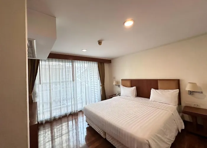 The Mercer Sukhumvit 4 ホテル 3*
