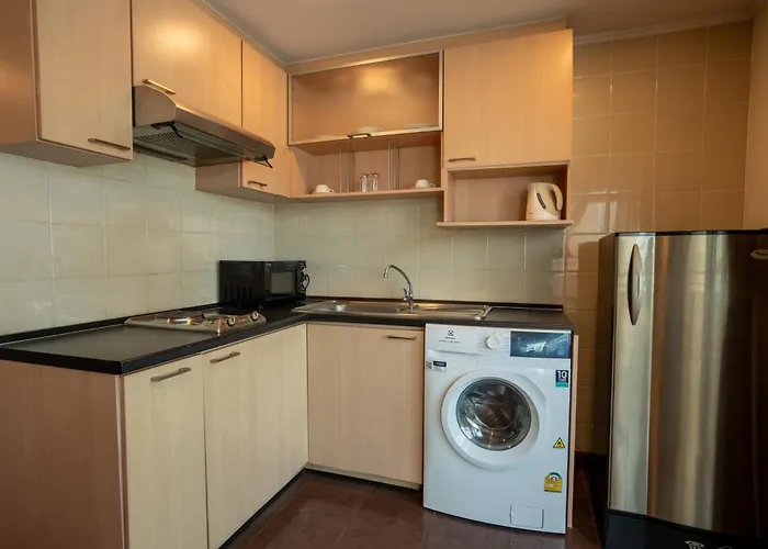 The Mercer Sukhumvit 4 3*