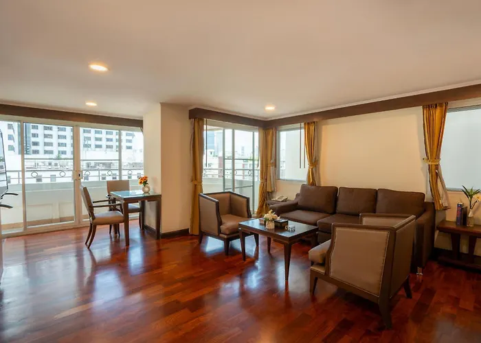 The Mercer Sukhumvit 4 Hotel 3*