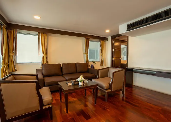 The Mercer Sukhumvit 4 Hotel 3*
