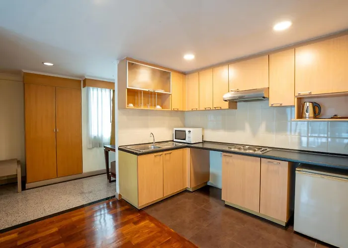 The Mercer Sukhumvit 4