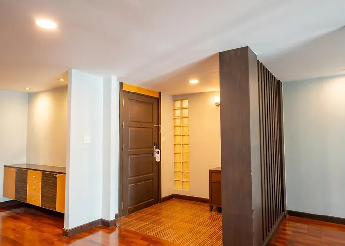 The Mercer Sukhumvit 4 Hotel
