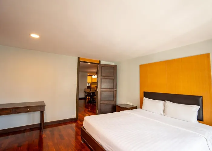The Mercer Sukhumvit 4 3*