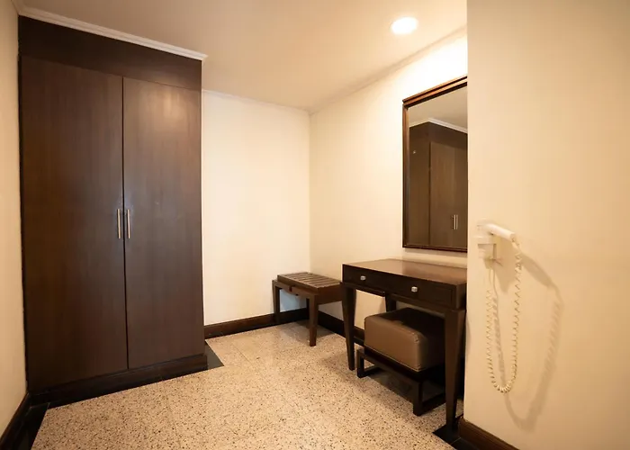 The Mercer Sukhumvit 4 3* Bangkok